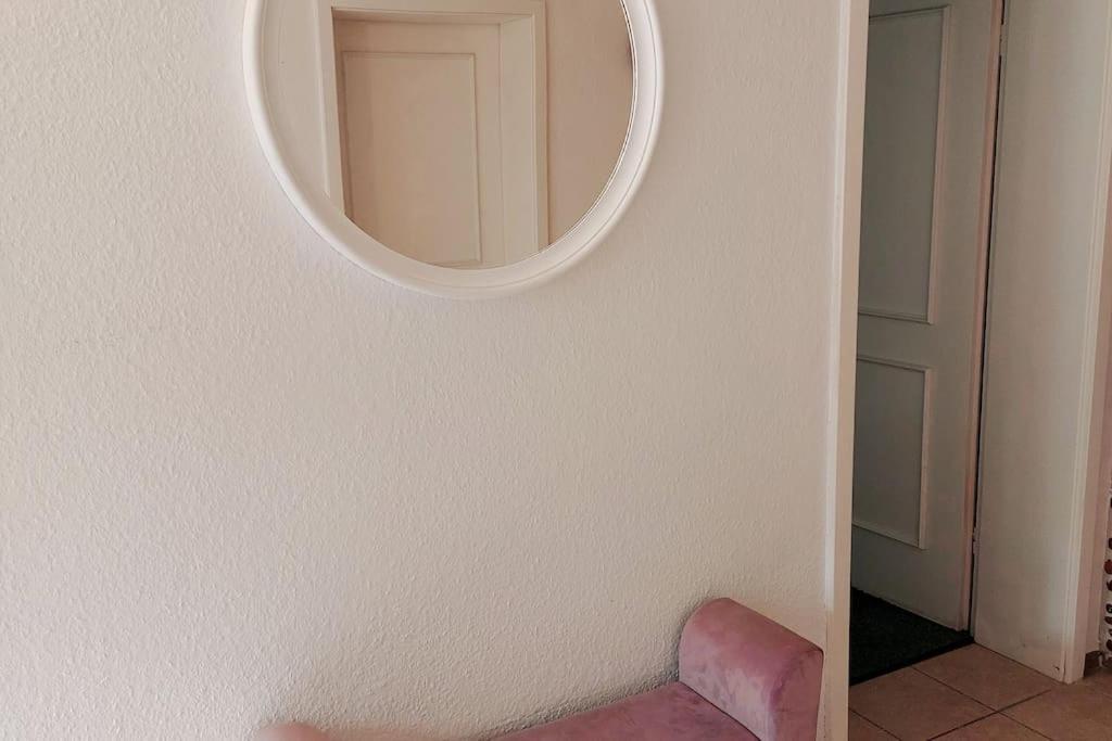 Zentrale Ferienwohnung - Direkt Am See Und Schloss Шверин Екстериор снимка